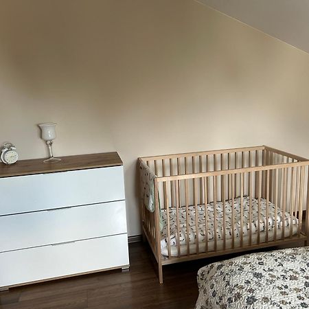 Apartament Bobrzanska - 4 Bedrooms Sypialnie Świdnica Esterno foto